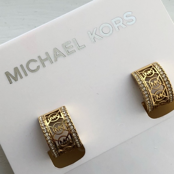 💥 SALE! Take a look at my closet! 🙋🏻💓 - Picture 6 of 7